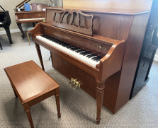 Yamaha M500 Milano console piano